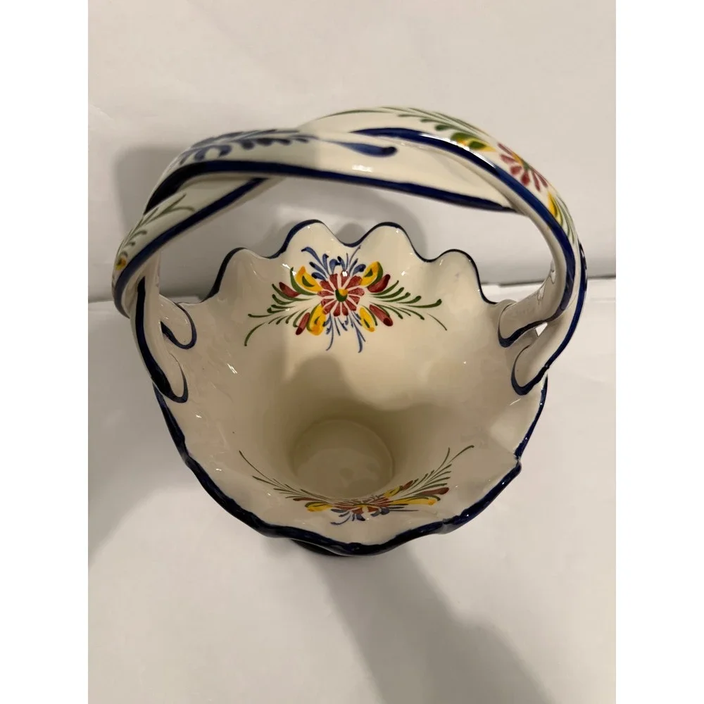 RCCL Portugal Hand Painted Ceramic Floral Basket Vase Twisted Handle Scalloped‎